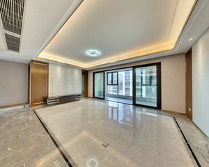 龙湖天宸原著4室1厅南