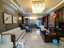 古典家具线条流畅现代材质质感细腻,新中式风格展现优雅生活态度