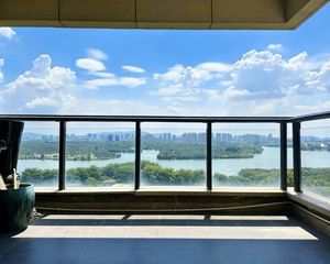 限价!实际更低万科虹溪诺雅高层湖景4房 位置安静 性价比高