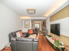 见龙苑 133.9平3居 钥匙看房 有车位 飞机户型 近华夏