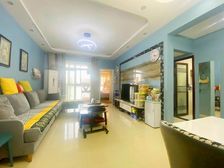 新华春天新挂房子带露台,送车位 精装两房 业主置换 急售此房