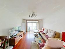 蝶恋苑 3室2厅2卫 简装修 510万元