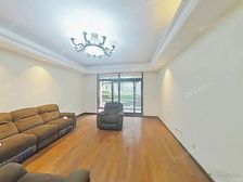 金桥瑞仕花园 3室2厅2卫 简装修 1300万元