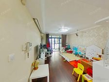 东方知音苑 3室2厅2卫 简装修 980万元