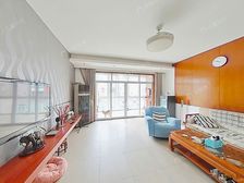 上海未来黄山新城 5室3厅3卫 精装修 2100万元