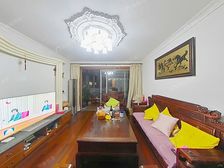 连城苑 4室4厅2卫 简装修 899万元 113平米