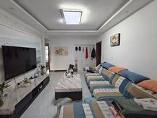 幸福嘉园 精装老证 中间楼层 商品住宅 楼龄新 南北通透,