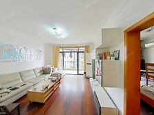 小区靠河位置,高区景观视野,平层大三房,南北通透,带三个阳台