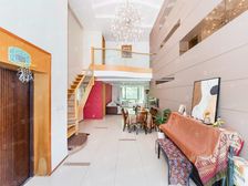 送产权车位,罕见内复式,厅挑空6米,业主接受置换,诚意出售