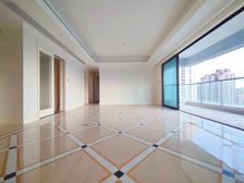 145 可以卖 看江!看江!业主稳定 楼层好 密码锁看房