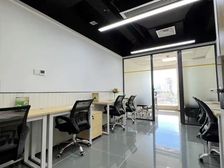 琶洲 万胜围甲级写字楼 靠窗7人间 精装修 物管水电全包