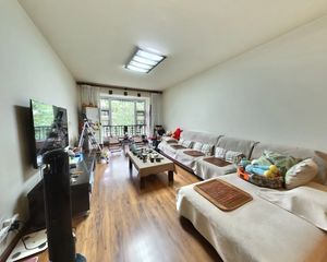 北一街小区2室1厅南