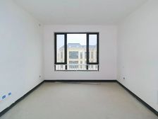 融创御园 一梯一户 大顶跃 高挑空 看房方便