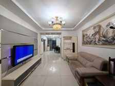 电梯高区正气两房 南北直通双阳台户型 大卧室 视野