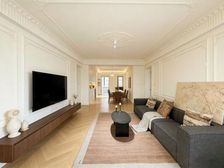 高档小区自带车位 小区中心位置 采光充足 配套齐全