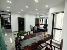 江北嘴金融芯 星耀天地电梯口 175㎡优装办公