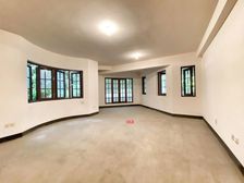 业主 想快速处理 纯毛坯从未入住 付款好价格还能谈 随时看