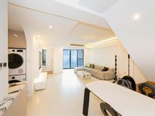 叠层复式!柏万豪华装修!拎包入住!双字母车位!百平露台