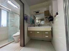 香泉小区 一楼带双花园,地铁房,位置好,全明,价格可谈