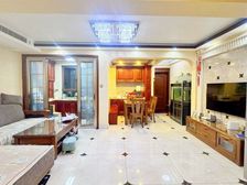 红郡雅苑 交通便捷 商业配套齐全 产权清晰 精装好房 小三居