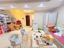 红郡雅苑 精装好房 正南朝向 双卫格局 商品房 近地铁