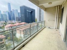 8字头 景观大平层 一梯一户小高层 视野非常好 户型很好