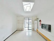 新 老业主打新 临河位置|可做三房两卫|双