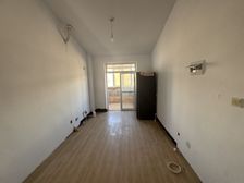 南山平安小区南向两居 顶层采光佳 满二简装仅3万