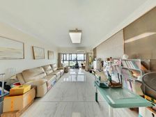 新福港鼎峰保养新净 经典大3居格局无浪费价钱可议