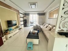 城东新区 山水上城 三室二厅 南北通透128平 满二