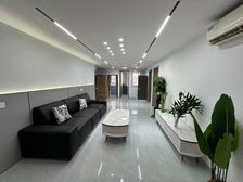 天虹小区 精装修两房随时看 上师大附外小