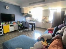 出门600 地铁站原始小三房 中间楼层 附民乐 带固定车位