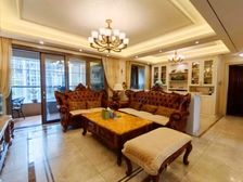 金山湖央筑花园 精装修 大四房中间楼层 收藏