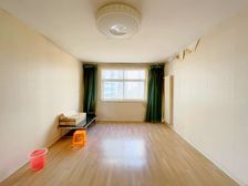 买一层得两层,独立入户,楼上不算面积,送储藏室!