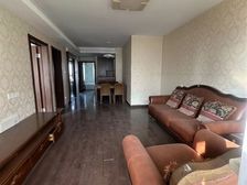 万科二手房 云间传奇 三房 空关中 ,看房随时有钥匙