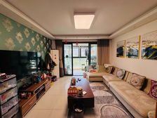 东华附属,文涵路美食一条街,三房朝南,户型超正,好房急推