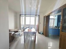 挑高4 8!! 建设花园 卖 四代同堂不拥挤 带固定车位