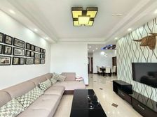 赠送储物间,三房朝南,看房随时采光无遮挡