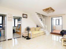 满五 送20平 露台送阁楼 能做四室 随时看房