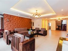 水岸华庭 纯别墅区,小区中心位置,可以大谈,房东诚心卖出国