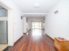 11/14号线真如地铁口双轨交汇,电梯中间层,南北通全明两房