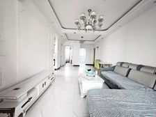 超高性价比 中芯搂王 南北通两房 带车位 满五V一 繁华商街