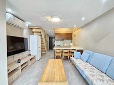 万博CBD双地铁 写字楼扎堆 稳4800 可自用注册