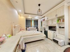 锦馨家园B区 一楼进出方便生活阳台大装修好空间利用合理