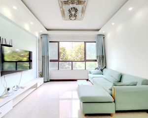 蓝润蓝客城 3室1厅 西南