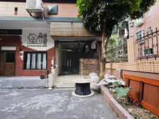 可商可住 东湖公园旁 雅景花园边铺 36.8万