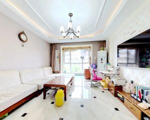 大学城 天街旁 金地朗悦沁园 电梯大三居 126.65平