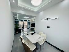 大丰豪庭业主急售,来电送车位,总价可少8万,送全屋家私家电