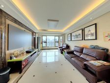 长阳半岛怡和路6号院 3室2厅 166.12平