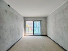 近轻轨,新小区,花园洋房,四房朝中庭,视野开阔,采光好